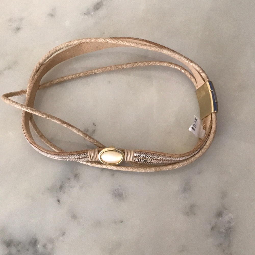 Francesca’s Double loop bracelet